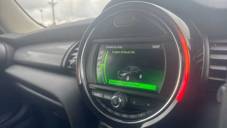 MINI Hatchback 1.5 Cooper Classic II 3dr Petrol Hatchback